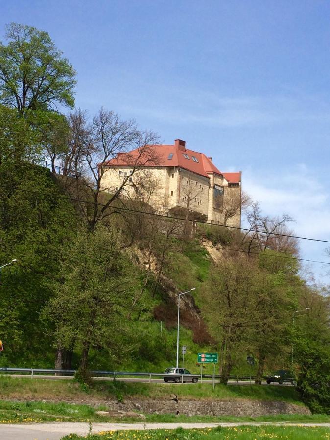 Apartament Pod Sanockim Zamkiem Sanok Exteriör bild
